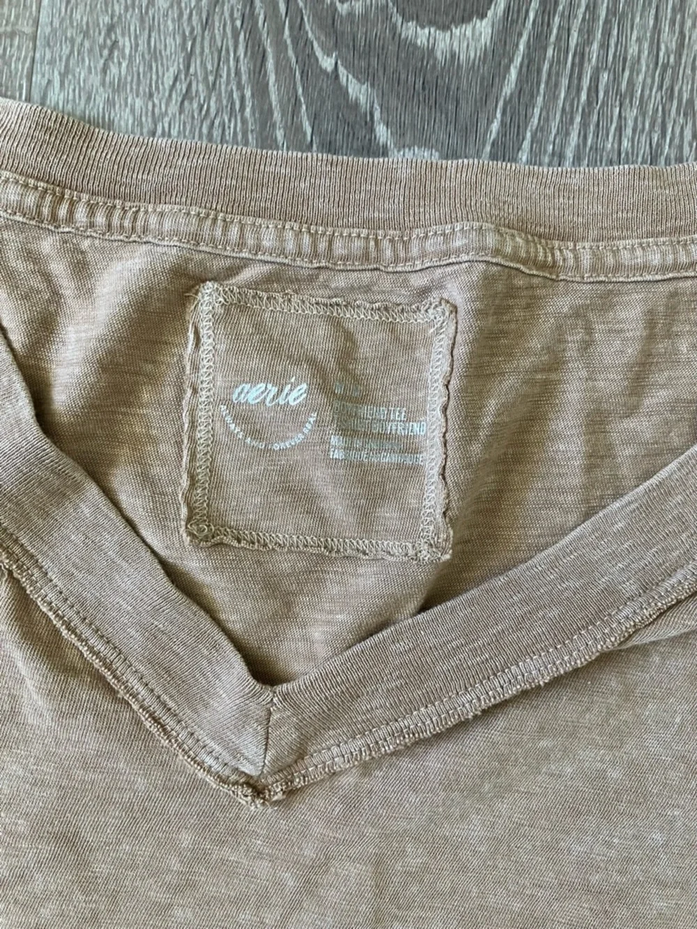 Aerie Tee Bundle (2) - Picture 4 of 11